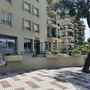 Faro Solo Mujeres Platja d'Aro